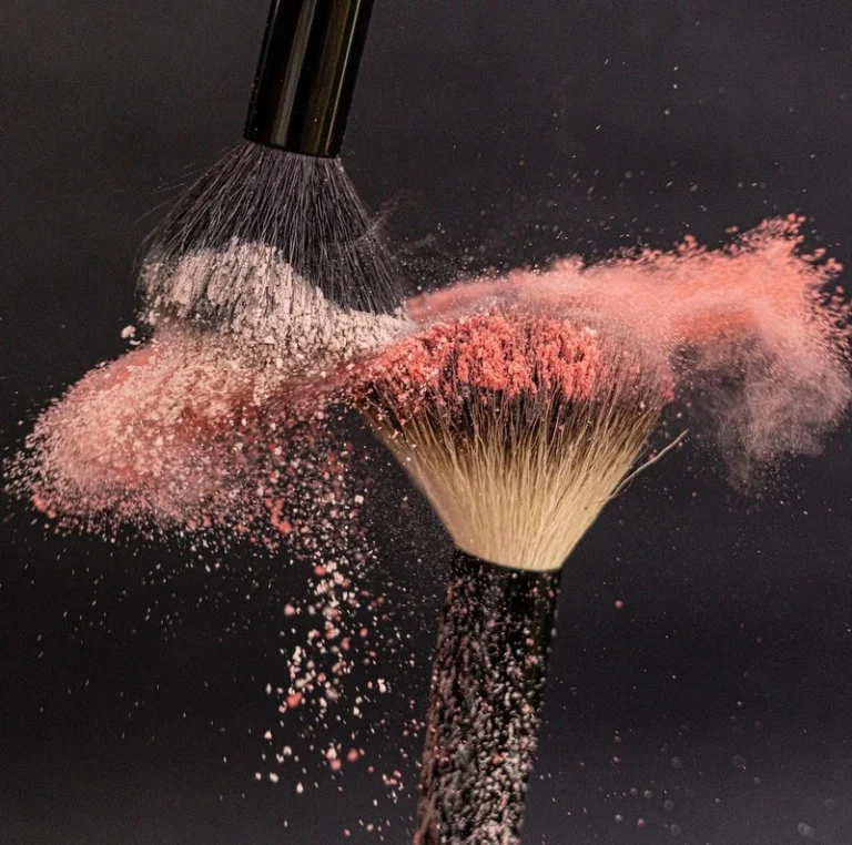 limpieza-impecable-de-brochas-de-maquillaje